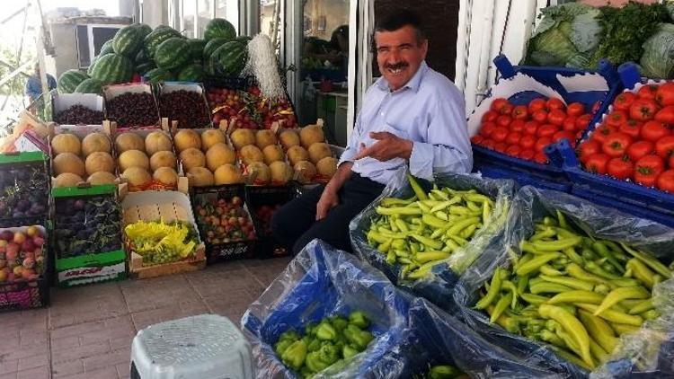 Ramazan Ayını Bekleyen Gevaşlı Esnaflar Umduklarını Bulamadı