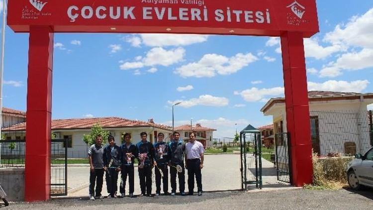 Badmintonda Adıyaman Çocuk Evleri Türkiye Üçüncüsü Oldu