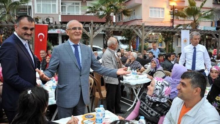 Salıpazarlılardan Büyükşehir İftarına Büyük İlgi