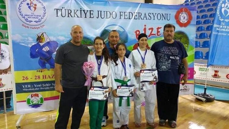 Yunusemre Belediyespor’dan Judoda Büyük Başarı