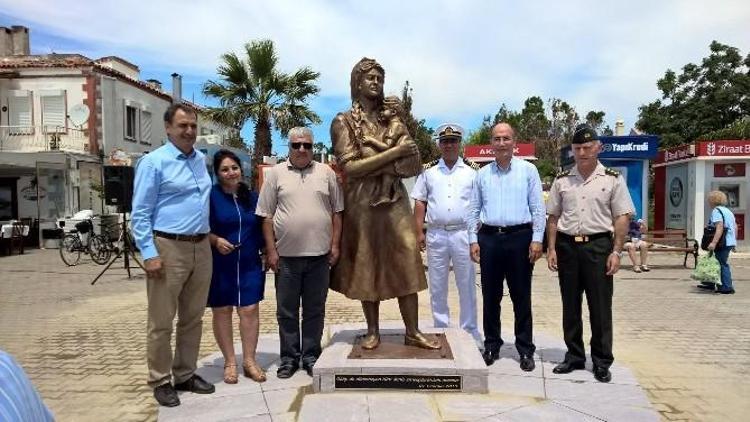 Denizcilik Bayramında Denizciler İçin Heykel Açtılar