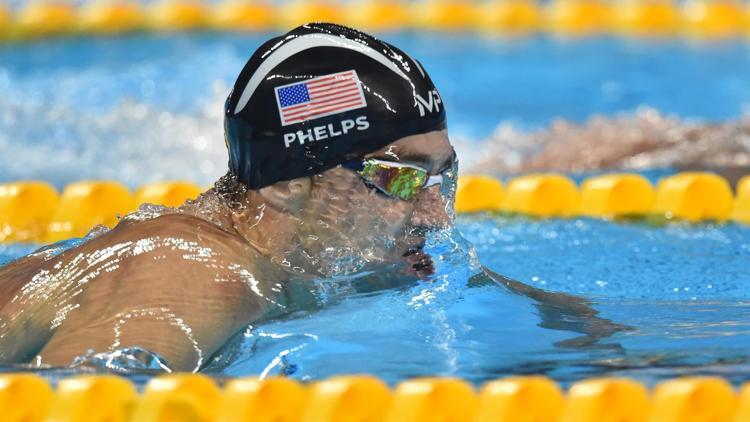 Tarihe geçen Michael Phelps servetini katlıyor
