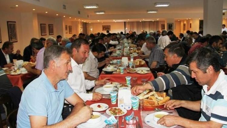 Amatör Sporcu Ve Yöneticiler Büyükşehir’in İftarında Buluştu