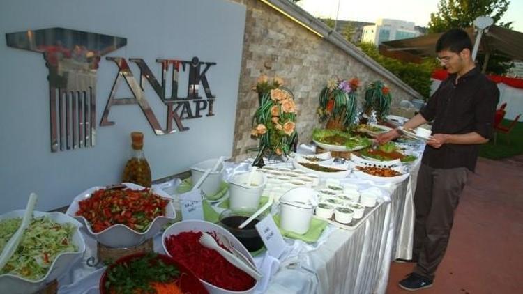 Antikkapı’da Barbekülü İftar Keyfi