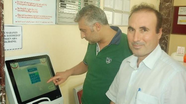 Manavgat Devlet Hastanesi’nde Kiosk Randevu Sistemi Başladı