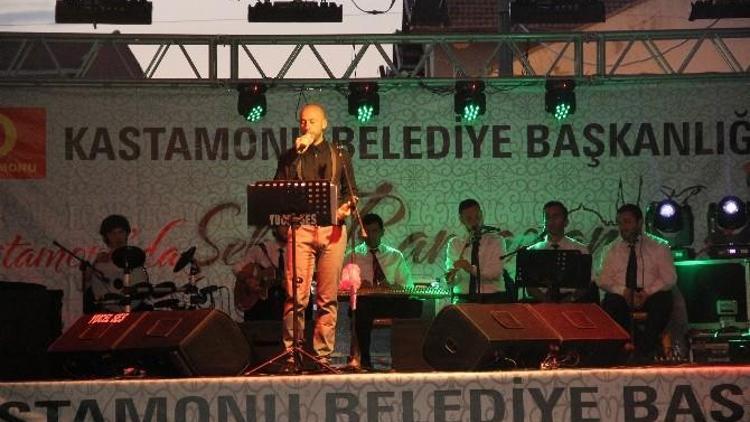 Kastamonu Belediyesi, 5 Bin Kişiye İftar Verdi