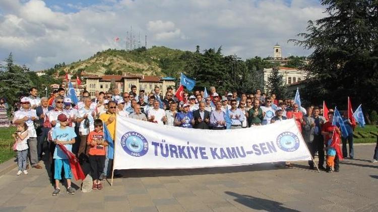 Kamu-sen Üyeleri, Doğu Türkistan’daki Çin Zulmünü Protesto Etti