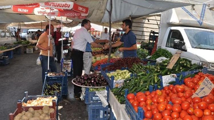 Pazarcı Esnafından Başkan Turgut’a Teşekkür