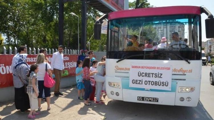 Bafra’da Üstü Açık Otobüsle Şehir Turu Başladı