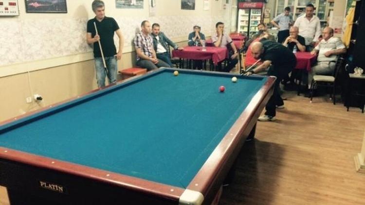 Çaycuma’da 3 Bant Bilardo Turnuvası Yapıldı