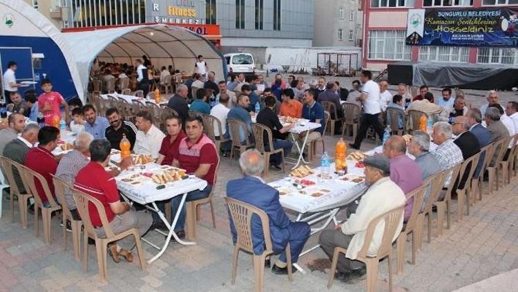 Sungurlu’da MHP’liler İftarda Buluştu