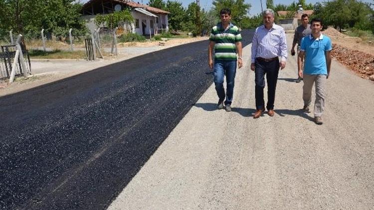 Yol, Asfalt Çalışmaları Devam Ediyor