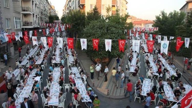 Sokak İftarlarının Son Adresi Merkez Mahallesi Oldu