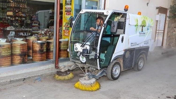 Şehitkamil’de Bütün Sokaklar Temizleniyor