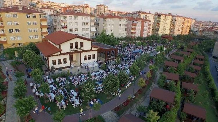 100 Bin Bağcılarlı İftar Sofralarında Buluştu