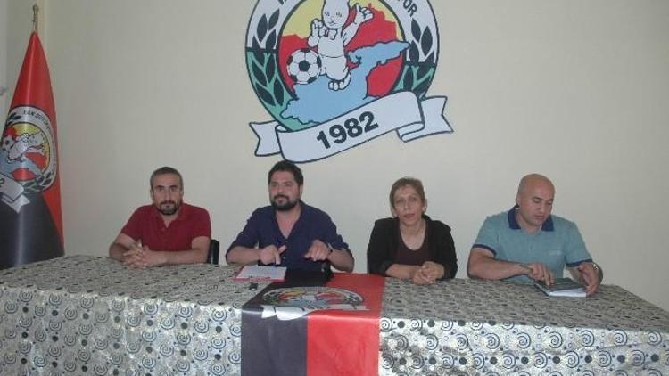 Van Büyükşehir Belediyespor Kulüp Eş Başkanı Değişti