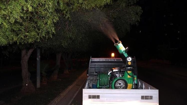 Mersin’de Belediye Çalışmaları Gece De Sürüyor