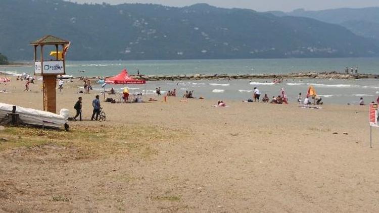 Ordu’da Vatandaşlar Plajlara Akın Etti