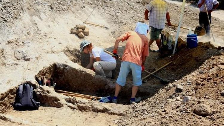 Kurtarma Kazısında Mezar Sayısı 40’a Yükseldi