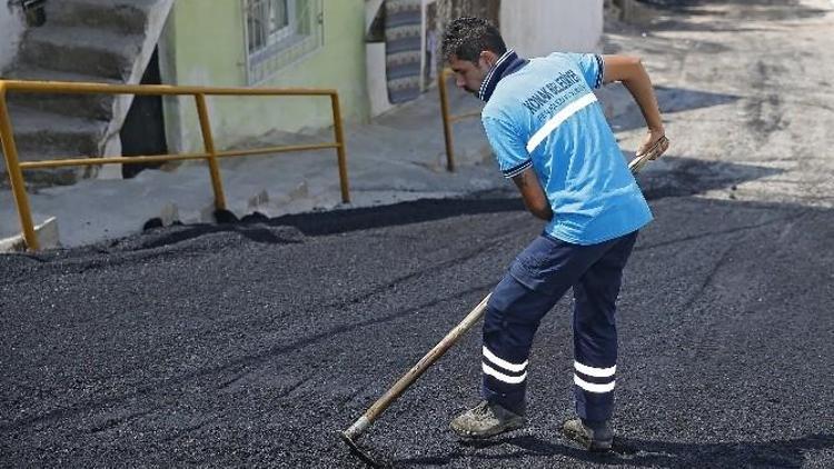 Konak’ta Yollar Güzelleşiyor