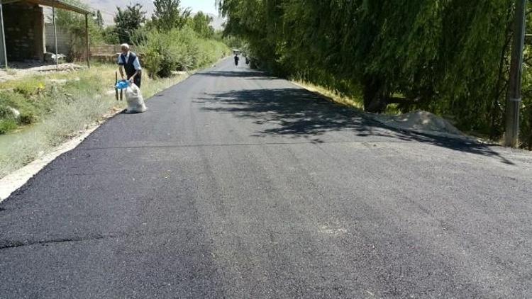 İpekyolu Belediyesi’nden Yol Asfaltlama Çalışması