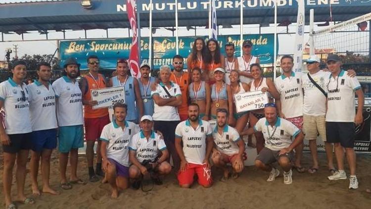 Lapseki 19’uncu Voleybol Turnuvası Sona Erdi