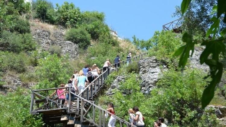 Gençler Safranbolu’ya Hayran Kaldı