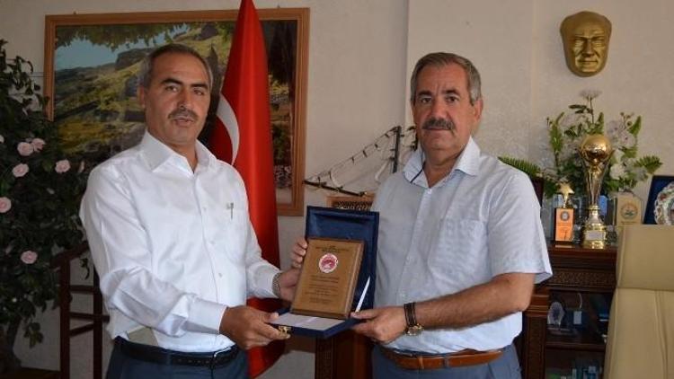 Adev Başkanı Turgut’tan Başkan Gürsoy’a Ziyaret