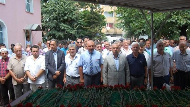 Eski Belediye Başkanı Son Yolculuğuna Uğurlandı