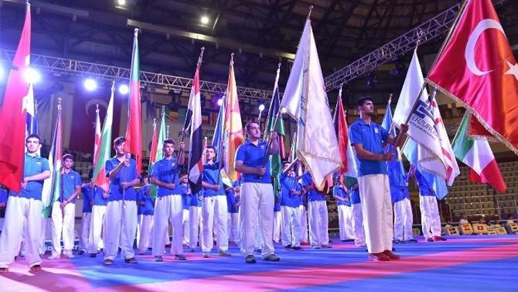 Dünya Karate Şampiyonları Erzurum’da Buluştu