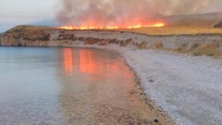 Çarpanak Adası’nda Yangın