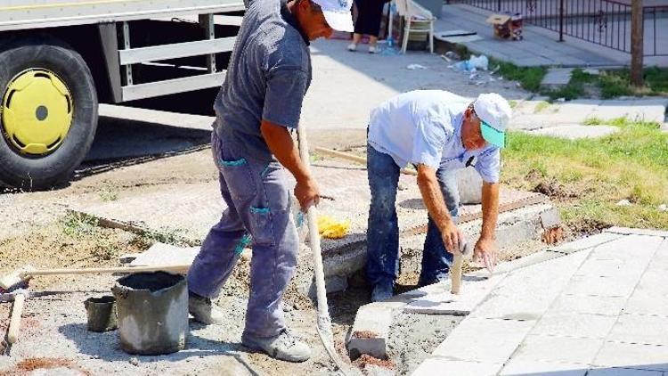 Gölbaşı’nda Parklara Yaz Bakımı