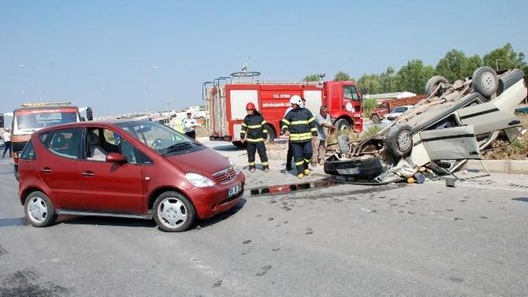 Didim-akbük Yolunda Trafik Kazası; 3 Yaralı