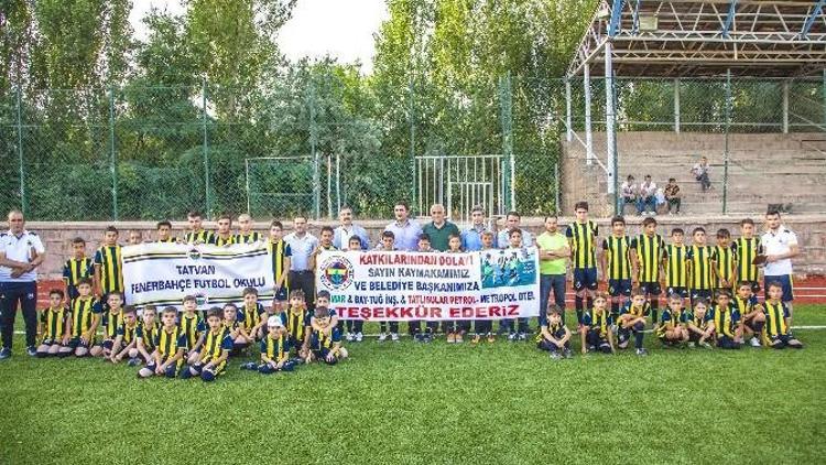 Ahlat’ta Fenerbahçe Futbol Okulu Açıldı