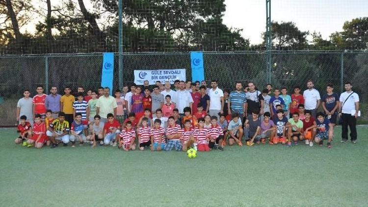 Anadolu Gençlik’ten Yaz Kursları Futbol Turnuvası