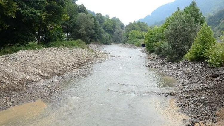 Uğur Suyu Barajı Devreye Girecek