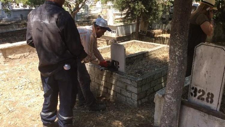 Efeler Belediyesi Mezarları Numaralandırıyor