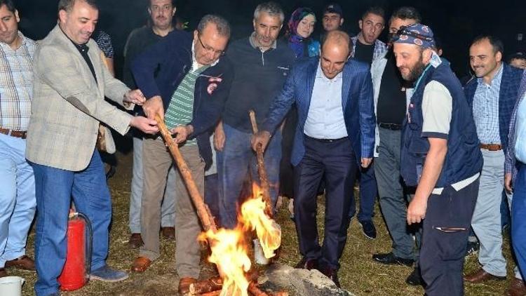 Kamp Ateşini Başkan Edebali Yaktı