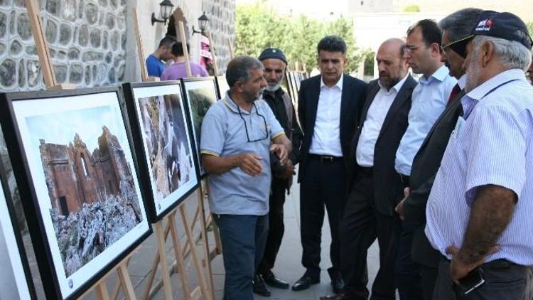 Kars’ta Fetih Fotoğraf Sergisi Açıldı