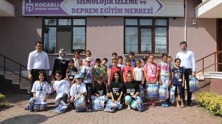 Bilgi Evi Öğrencileri Deprem Konusunda Eğitim Aldı