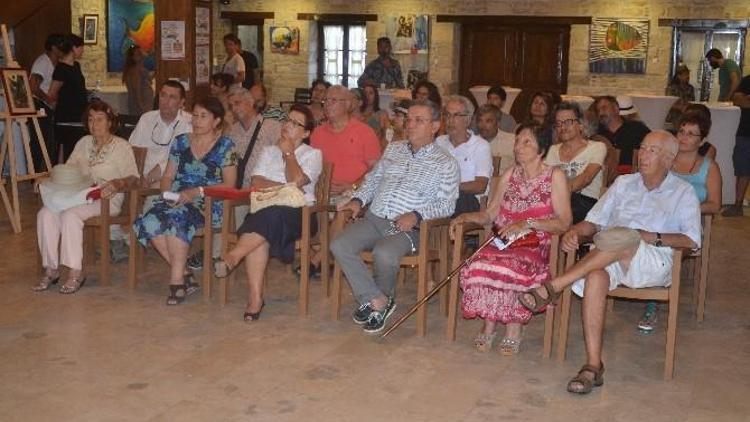 Kuşadası’nda Onur Ödülleri Sahiplerini Buldu