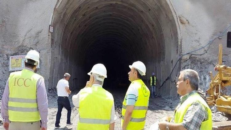 Küçük Aksu Barajı’nın Derivasyon Tünel Kazısı Tamamlandı