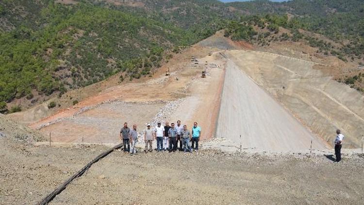 Özgür, Gökçeler Barajı İkmal İnşaatını İnceledi