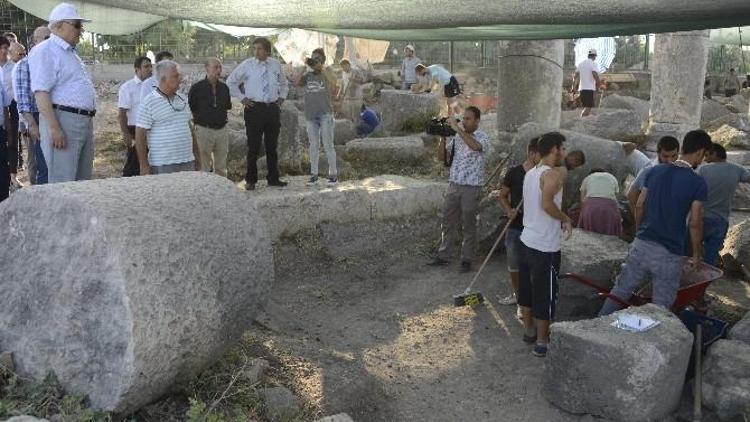 Başkan Kocamaz Arkeolojik Kazı Alanlarını İnceledi