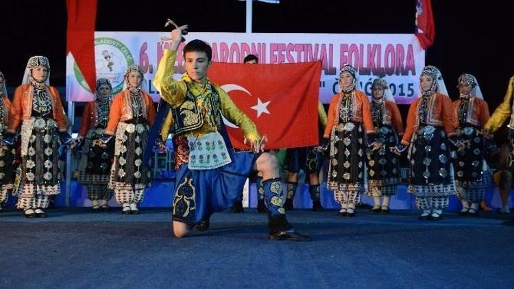 Erguvan Halk Dansları Ekibi Bosna’yı Salladı
