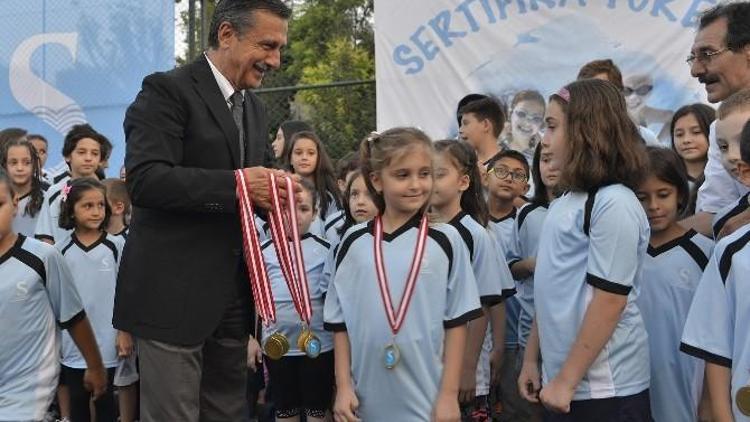 Tepebaşı Belediyesi Su Sporları Kapanış Töreni Düzenlendi