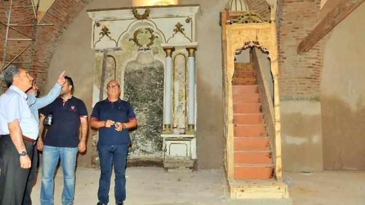 Baloğlu Ve Akkaya Restorasyon Çalışmalarını İnceledi