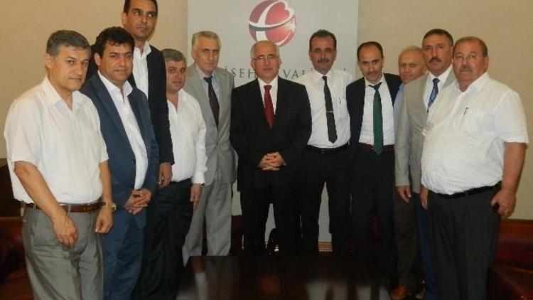 Türk-iş’in Sendika Başkanları Vali Tuna’yı Ziyaret Etti