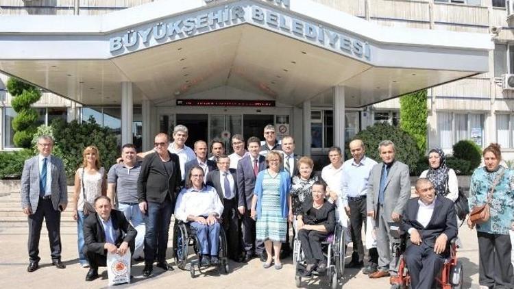 Federasyondan Büyükşehir’e Mavi Işıklar Teşekkürü