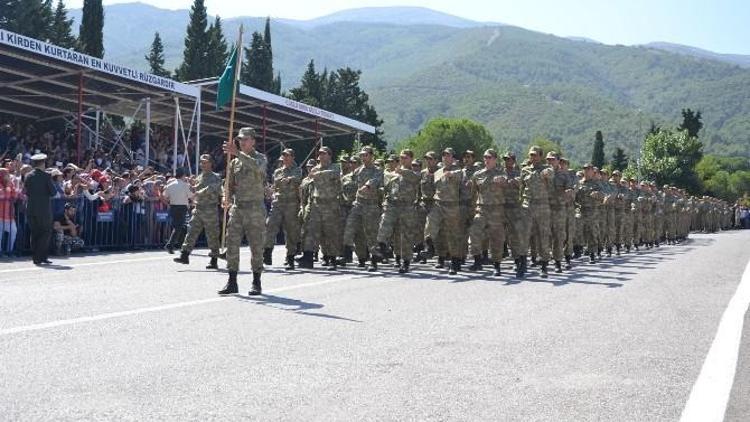 Manisa’da Acemi Erler Yemin Etti